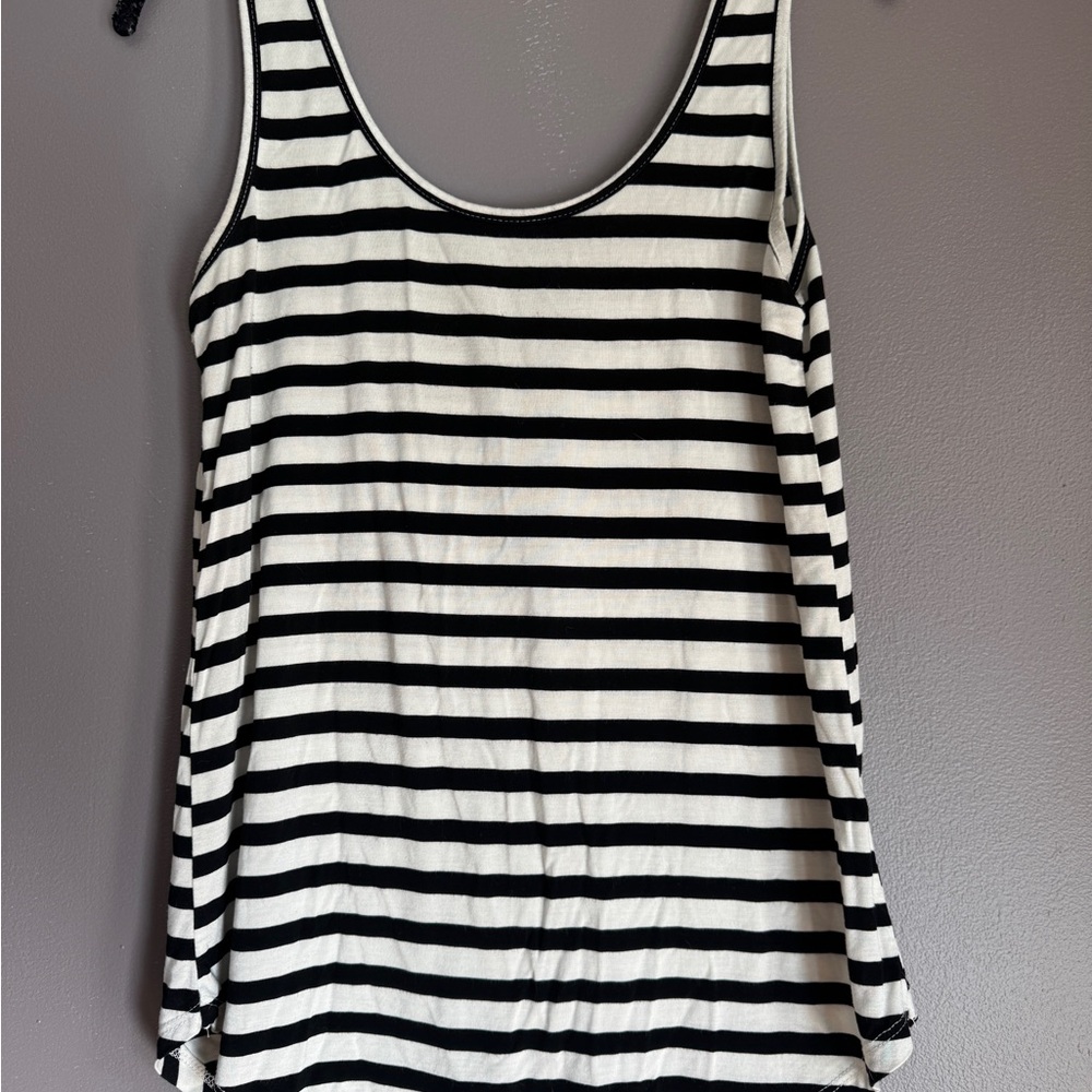 Carly Jean Las Angeles Black and White Striped Tank